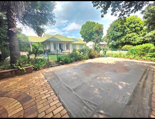 3 BEDROOM HOUSE FOR SALE IN LIBRADENE